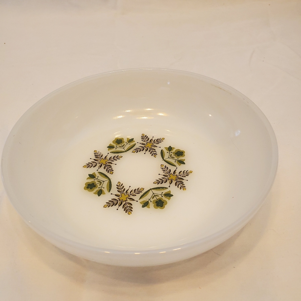Anchor Hocking Vintage Milk Glass Green Meadow Dessert Soup Cereal Bowl